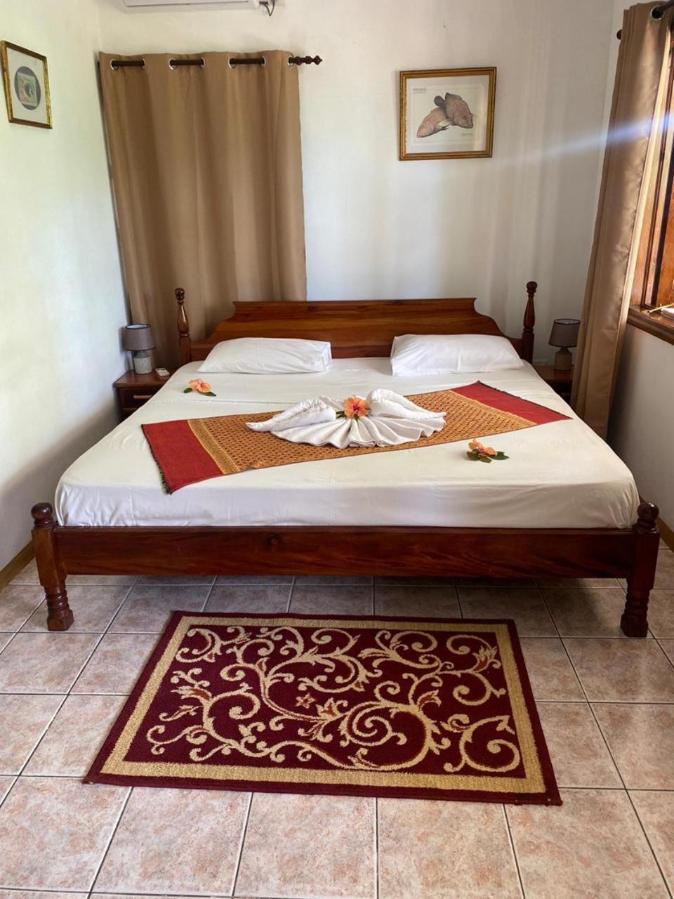 Kot Babi Hotell La Digue Exteriör bild