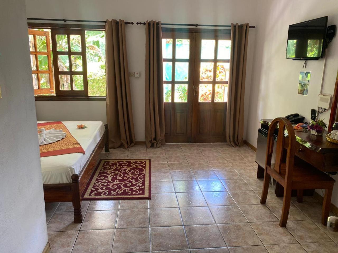 Kot Babi Hotell La Digue Exteriör bild